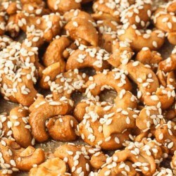 Honey Roasted Cashews with Sesame seeds