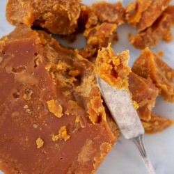 Jaggery (Gurh) Carrot