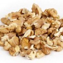 Walnut kernels pieces (Chile)